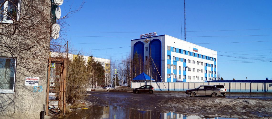 Полицейскими Нефтеюганска проводится расследование по факту незаконного хранения наркотических веществ