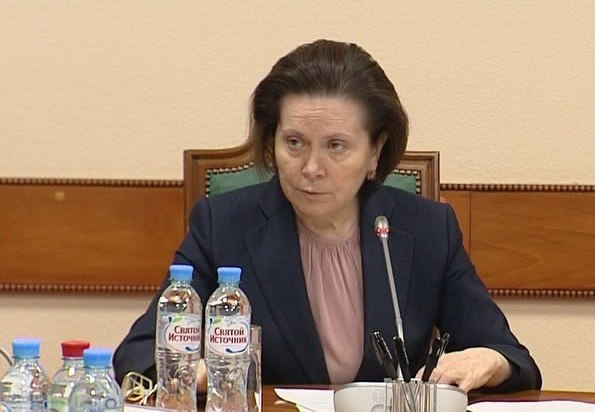 Комарова встретилась с родителями детей, погибших в ДТП под Ханты-Мансийском