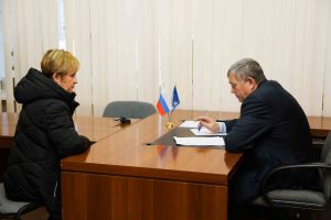 Председатель Думы Нефтеюганска провел прием по личным вопросам