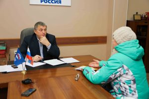 Председатель Думы Нефтеюганска провел прием по личным вопросам
