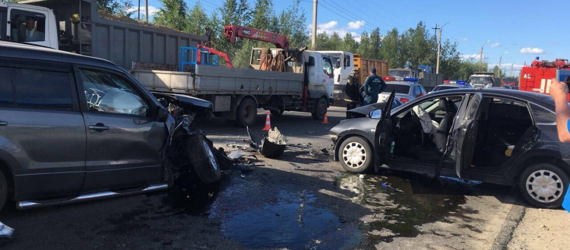 ДТП около заправки "Газпром"