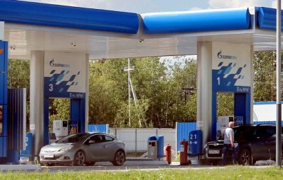 Бензин подорожает до 50 рублей
