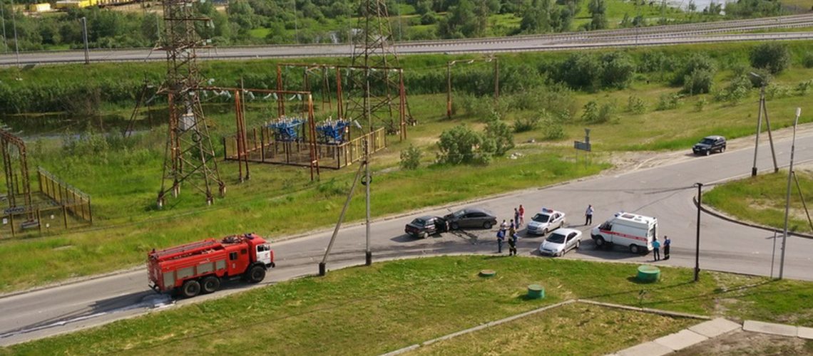 Лихо не разъехались