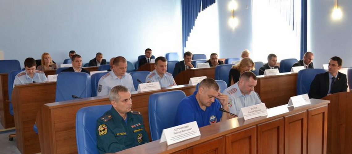 В администрации Нефтеюганска обсудили вопросы безопасности во время выборов 9 сентября