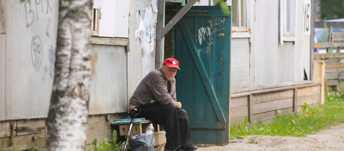 Уровень бедности в России остается высоким
