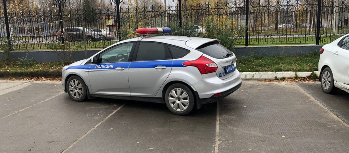 Паркуюсь, как...полицейский