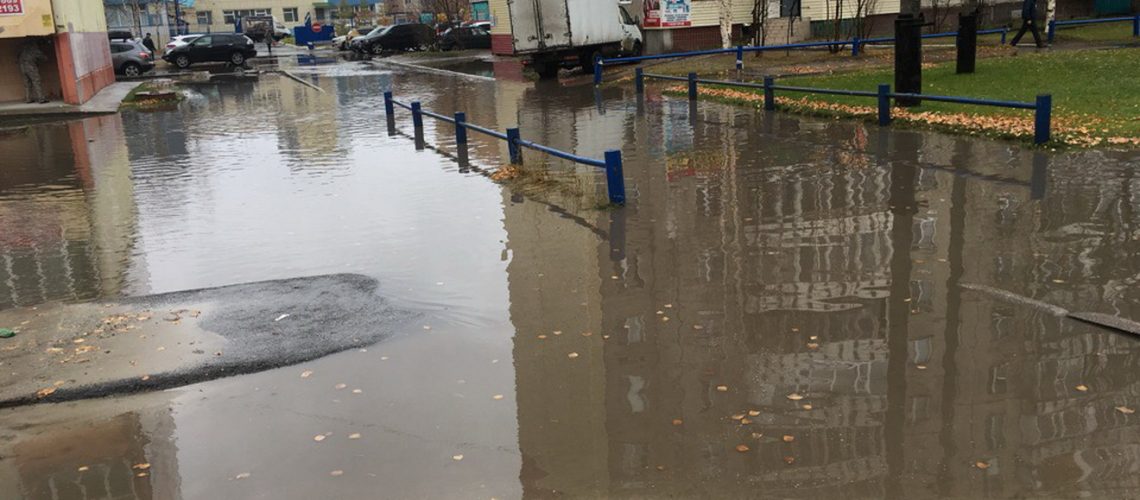 Вечные лужи нашего города. 16 мкр.