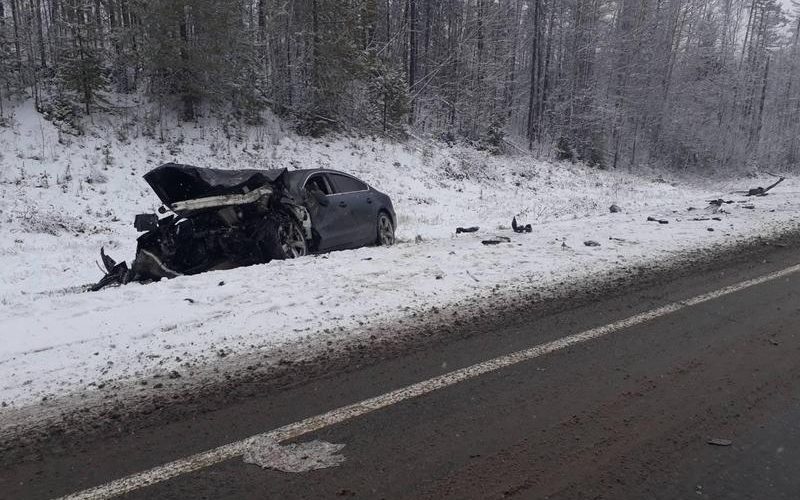 На выходных в Югре в дорожных авариях погибли 2 человека