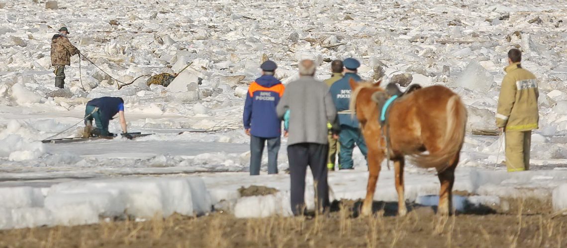 Спасение утопающего во льдах