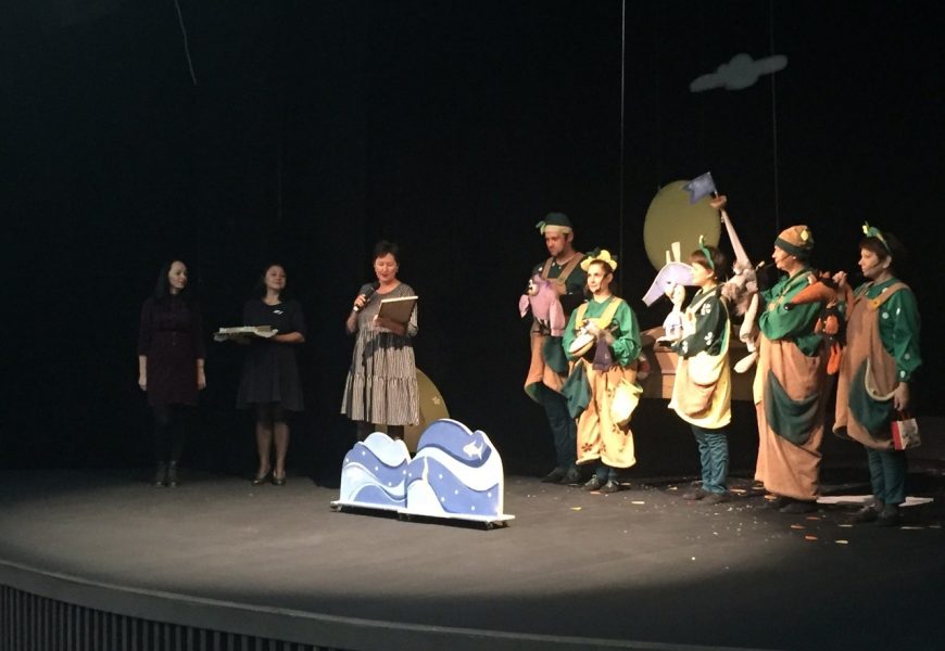 В Нефтеюганске состоялись гастроли магнитогорского театра «Буратино»