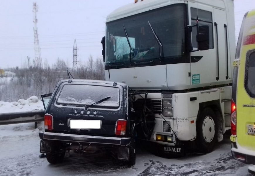 За минувшие сутки на дорогах ХМАО погиб 1 человек и 15 получили ранения