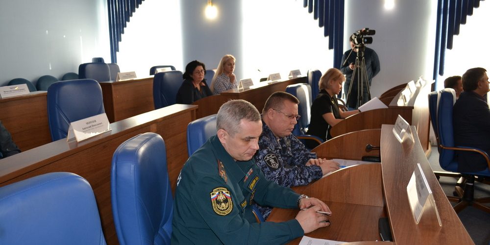 В администрации Нефтеюганска прошло первое в этом году заседание антитеррористической комиссии