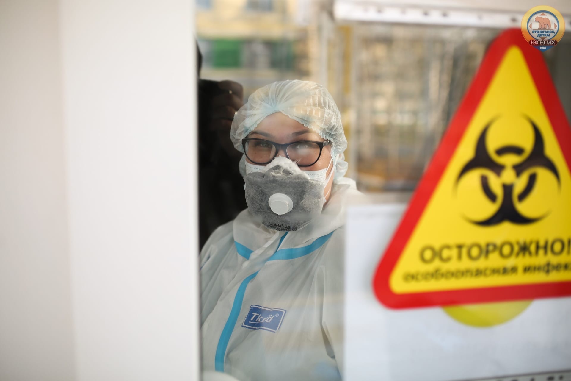 Жители Югры запустили акцию в поддержку медиков «Просто скажи: СПАСИБО!»