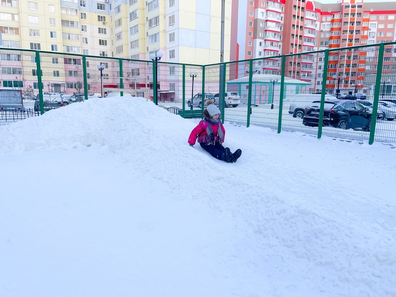 "Горку - детям"