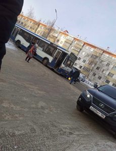 Сбили человека между 6 и 9 мкр