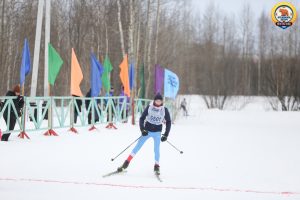 Сегодня 250 спортсменов приняли участие в забеге «Лыжня России-2021».