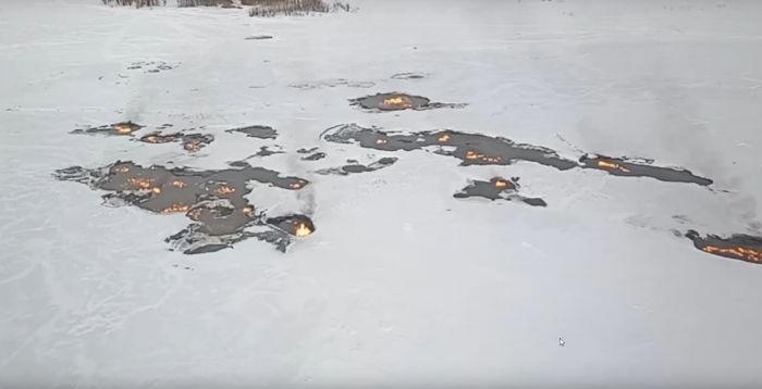 В МЧС прокомментировали информацию об объеме утечки углеводородов во время аварии на Оби в Югре