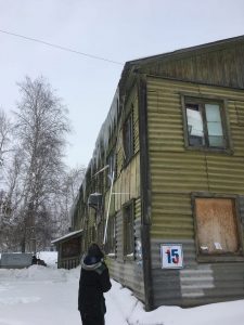 управляющие компании "зачищали" дома от сосулек