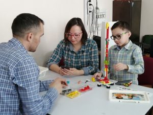 Третий семейный конкурс по легоконструированию прошел в Доме детского творчества города Нефтеюганска.