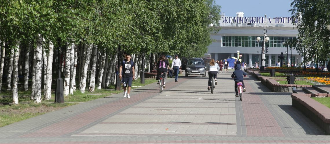 По 10 «президентских» тысяч получат не только школьники