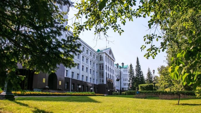 В 2020 году расходы на чиновников в Югре достигли почти семи миллиардов рублей