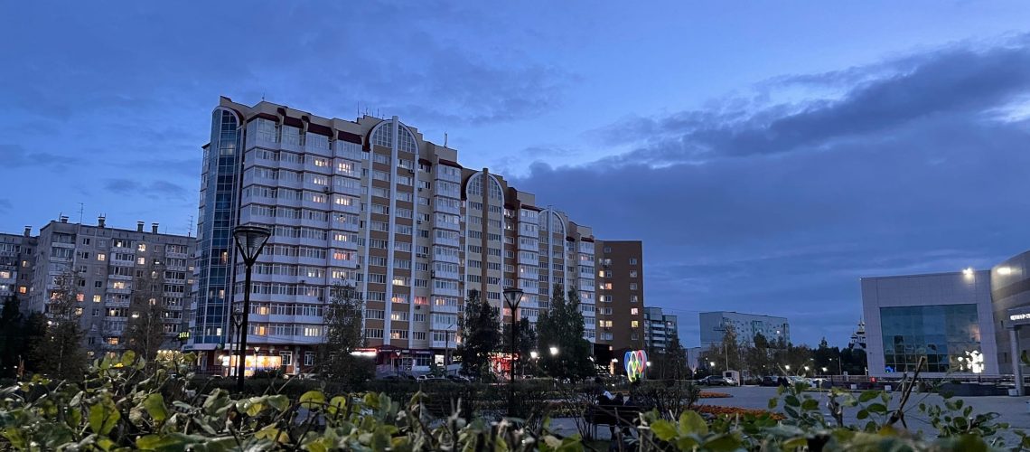 После возобновления круглосуточной работы общепита югорчане стали жаловаться на шум ночью