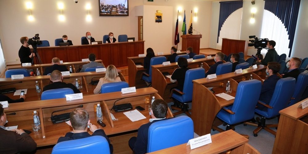 Повторное заседание. Депутаты Нефтеюганска вернулись к рассмотрению вопроса об избрании главы города.