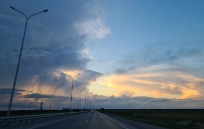 На региональных автомобильных дорогах Югры построят больше 3 км линий электроосвещения