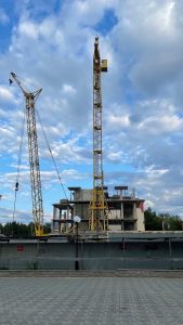 «Воз и ныне там». Нефтеюганцы призвали к ответу Комарову за недострои и грязную воду