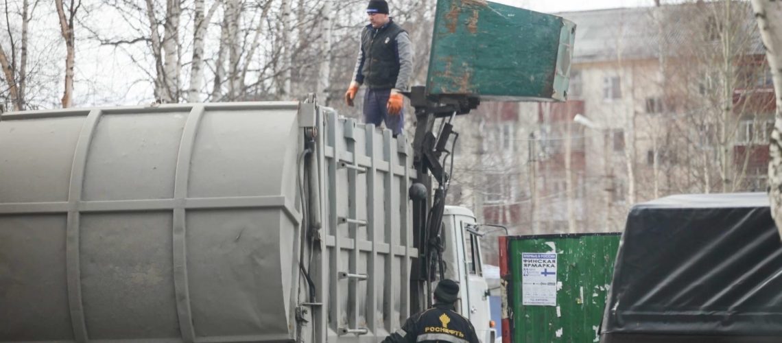 Мусорный регоператор пожаловался на нежелание югорчан сортировать отходы