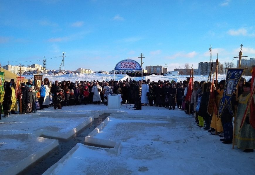 Власти ХМАО попросили переболевших коронавирусом не окунаться в купели