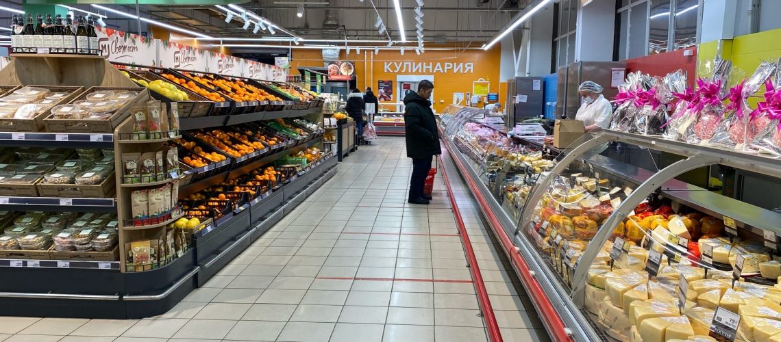 Власти мониторят цены на социально значимые продукты - Мишустин