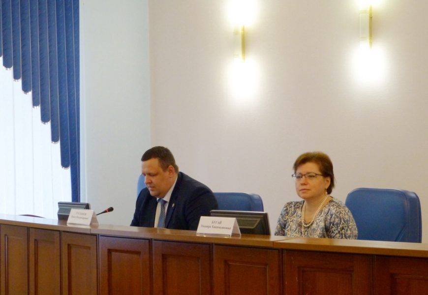 В Нефтеюганске состоялось первое заседание обновленного городского Общественного совета