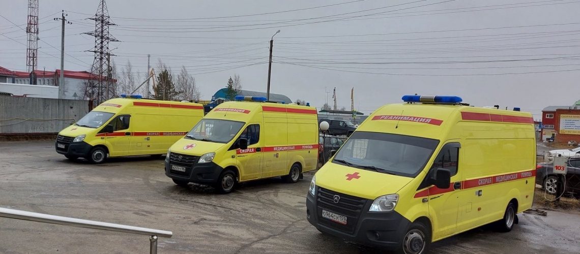 Сотрудники скорой помощи отработали тактику поведения эвакуации в случае возникновения пожара.