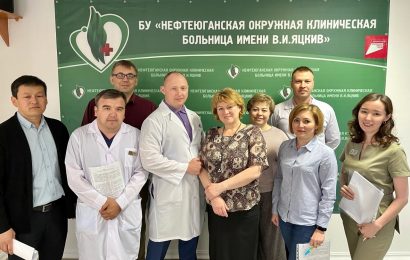 В Ханты-Мансийском автономном округе — Югре продолжается выполнение поручений президента Российской Федерации по обеспечению медицинских работников жильем.