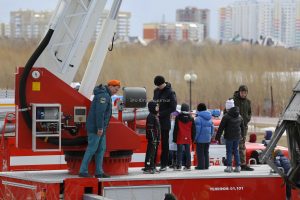 Приглашаем на тематическую выставку с демонстрацией образцов аварийно-спасательной техники, оборудования и снаряжения.
