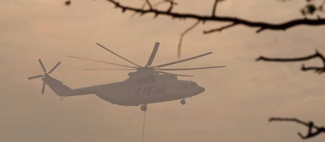 В Югре наращивают группировку пожарных в связи с увеличением площади лесных пожаров