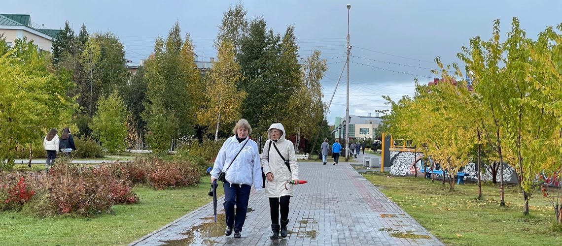 Югра попала в топ-10 регионов по материальному благополучию населения