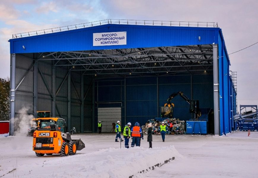 Рассказываем, зачем полигон ТБО под Нефтеюганском закрыли «саркофагом»