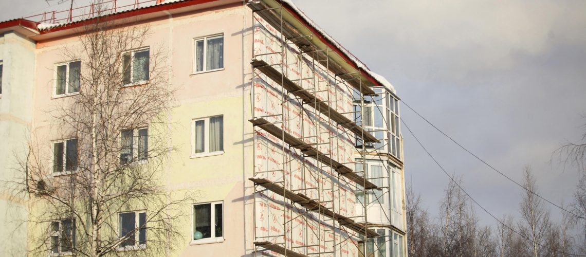 На капремонт домов в Югре направят 19,5 млрд рублей в ближайшие три года