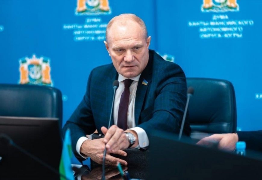 В Думе ХМАО нашли замену убитому депутату Колодичу.