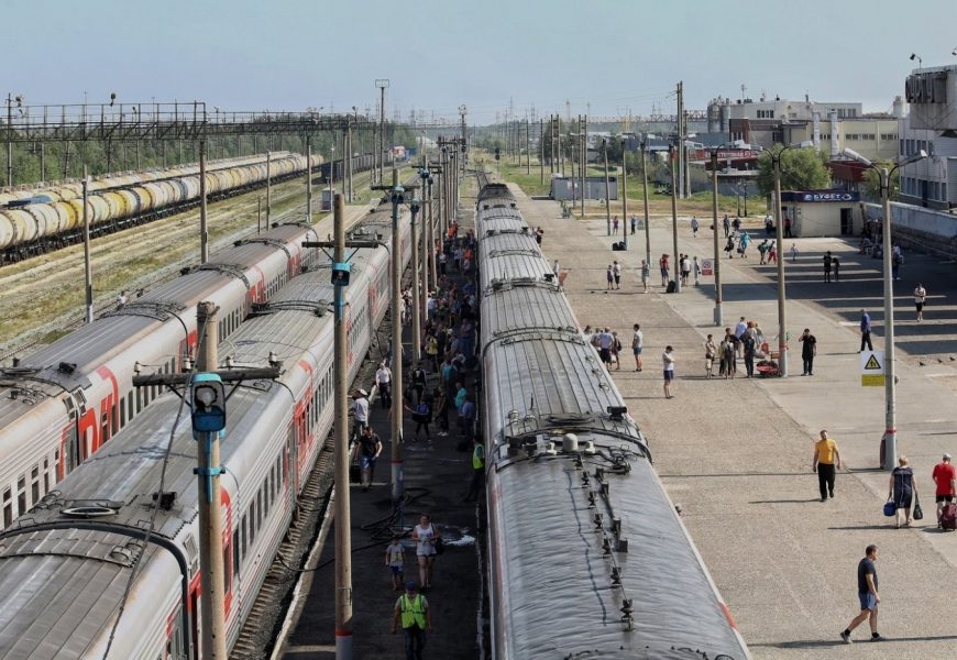 В СвЖД пообещали решить вопрос отсутствия билетов из ХМАО в Тюмень