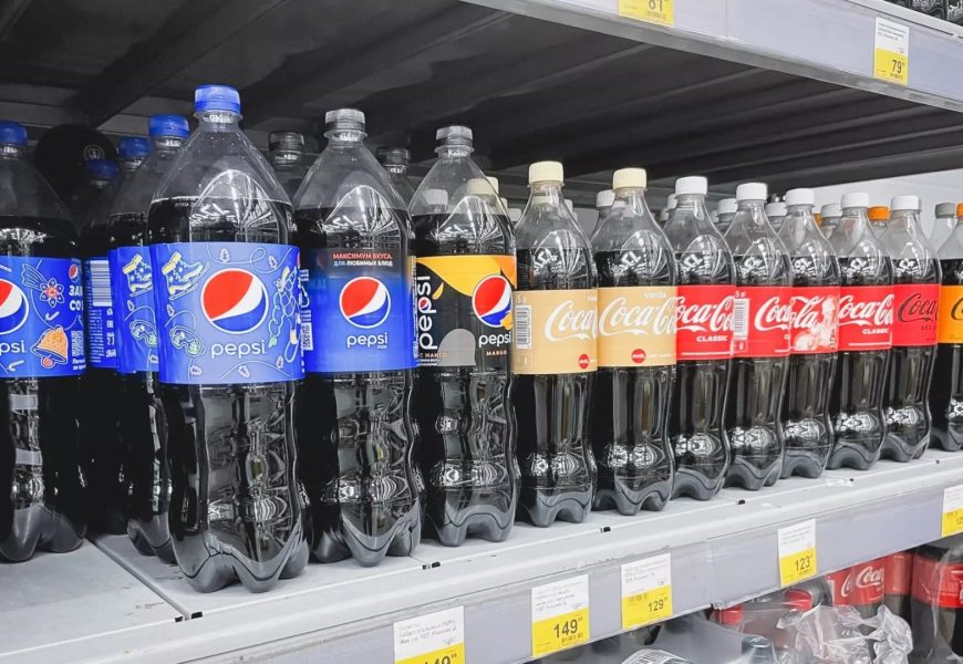 На прилавках ХМАО в импортозамещенной газировке обнаружили опасный подсластитель