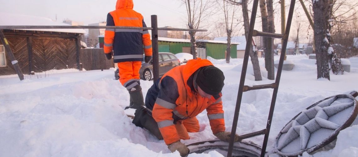 В ХМАО вынесли приговор чиновнику, из-за которого ребенок провалился в колодец с холодной водой