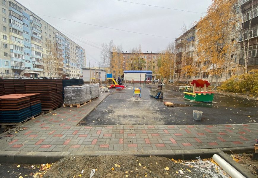 В Нефтеюганске 53 обманутых дольщика ждут завершения строительства дома в 16А микрорайоне В Нефтеюганске 53 обманутых дольщика ждут завершения строительства дома в 16А микрорайоне
