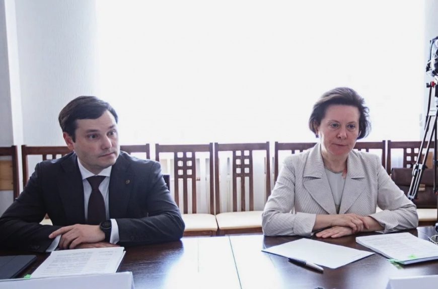 Силовики допросили мэров о деятельности высокопоставленных чиновников команды экс-губернатора ХМАО Комаровой