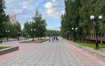 Отдельным категориям бюджетников повысят оклады