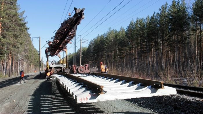 Железнодорожные пути обновят в Югре, на Урале и Ямале