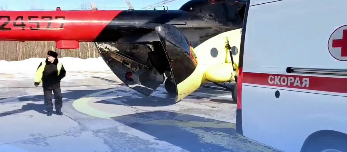 Действовали слаженно - медики Югры спасли малыша из Пыть-Яха