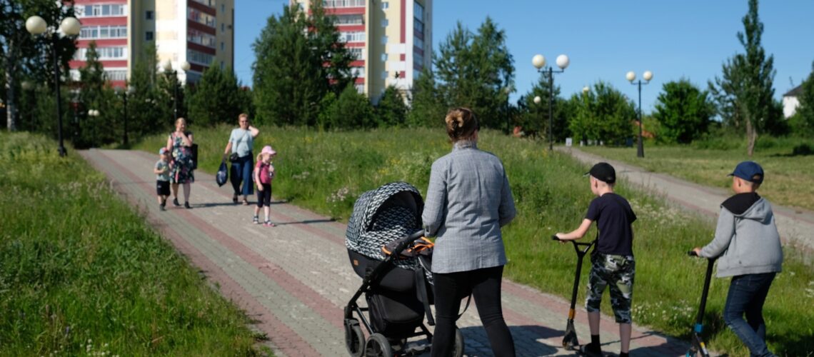 Рождаемость в российских сёлах упала до минимума за 35 лет